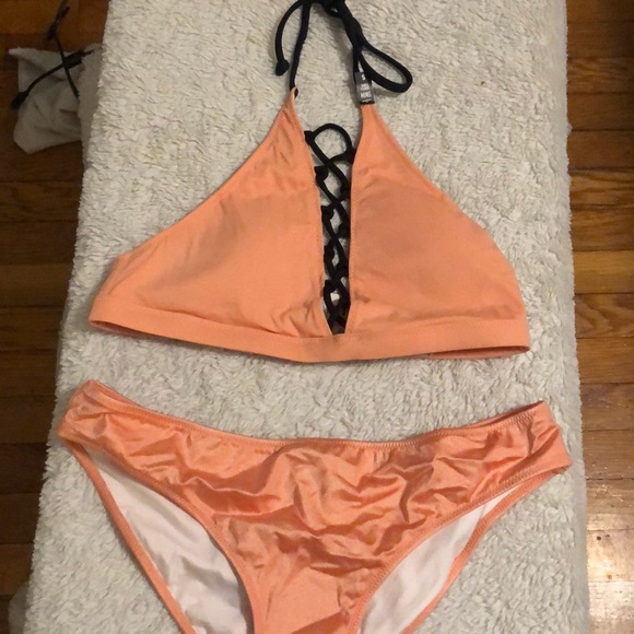 Coral VS Pink Bikini set 🧡 - Picture 4 of 5